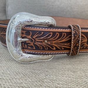NEW Tony Lama Top Grain Leather Belt
